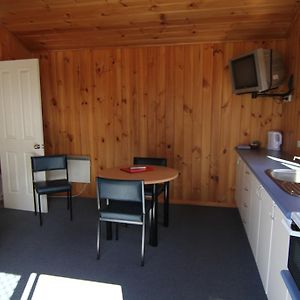 One-Bedroom Cabin
